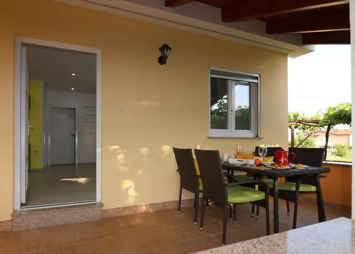 Homes In - Istrien 10234 Nyaraló